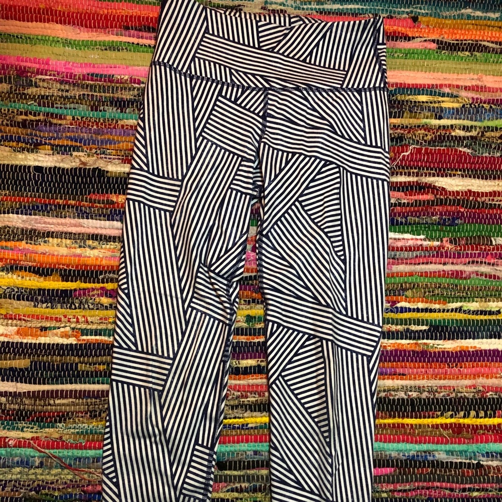 Active wear leggings